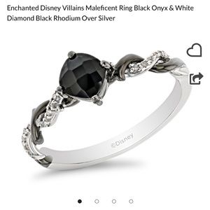 ENCHANTED DISNEY VILLAINS MALEFICENT RING
Size :10